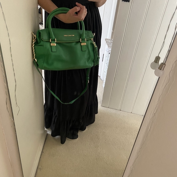 Michael Kors green real leather medium cross body bag - Picture 9 of 9